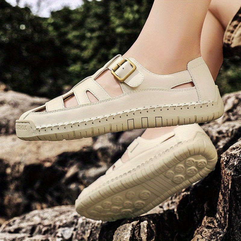 Solea – Lightweight, comfortable sandals for sunny days