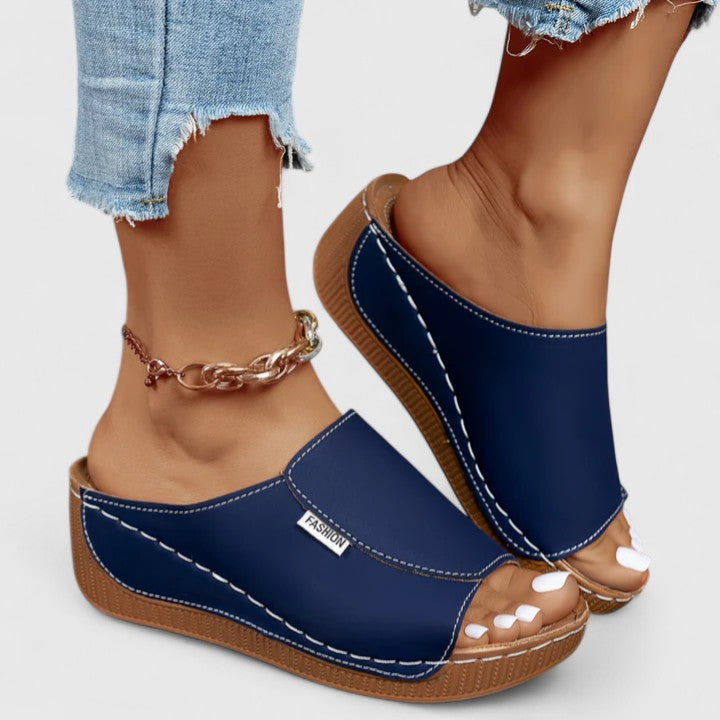 CELESTRIA | COMFORT SANDALS