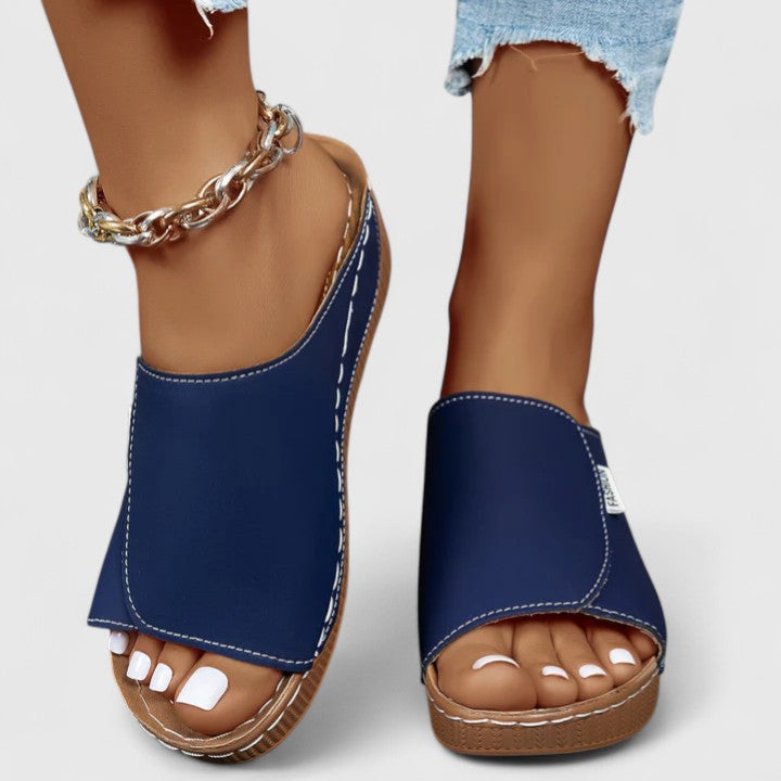 CELESTRIA | COMFORT SANDALS