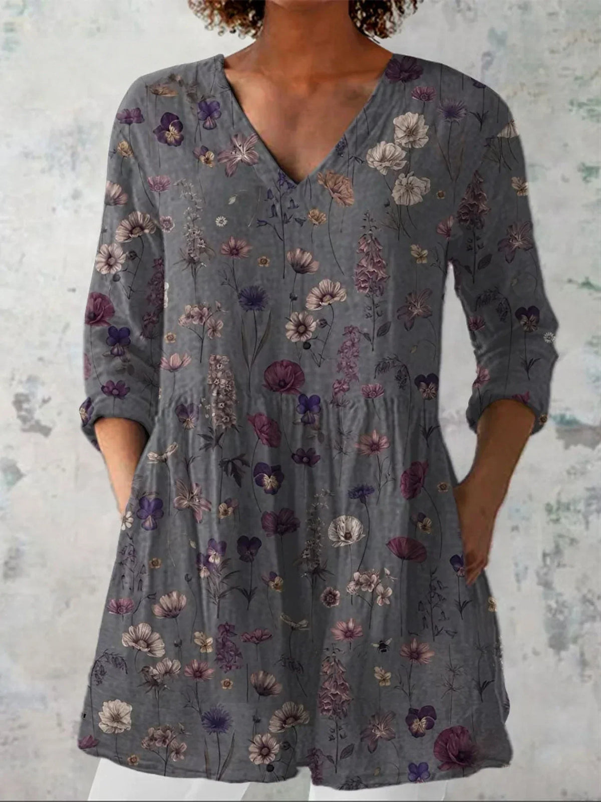 Women's Flowers Art Print Casual Linen-Look V-neck Shirt