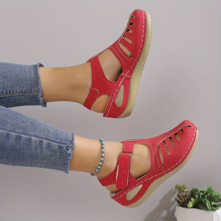 Leni – Comfort sandals with a gentle lift