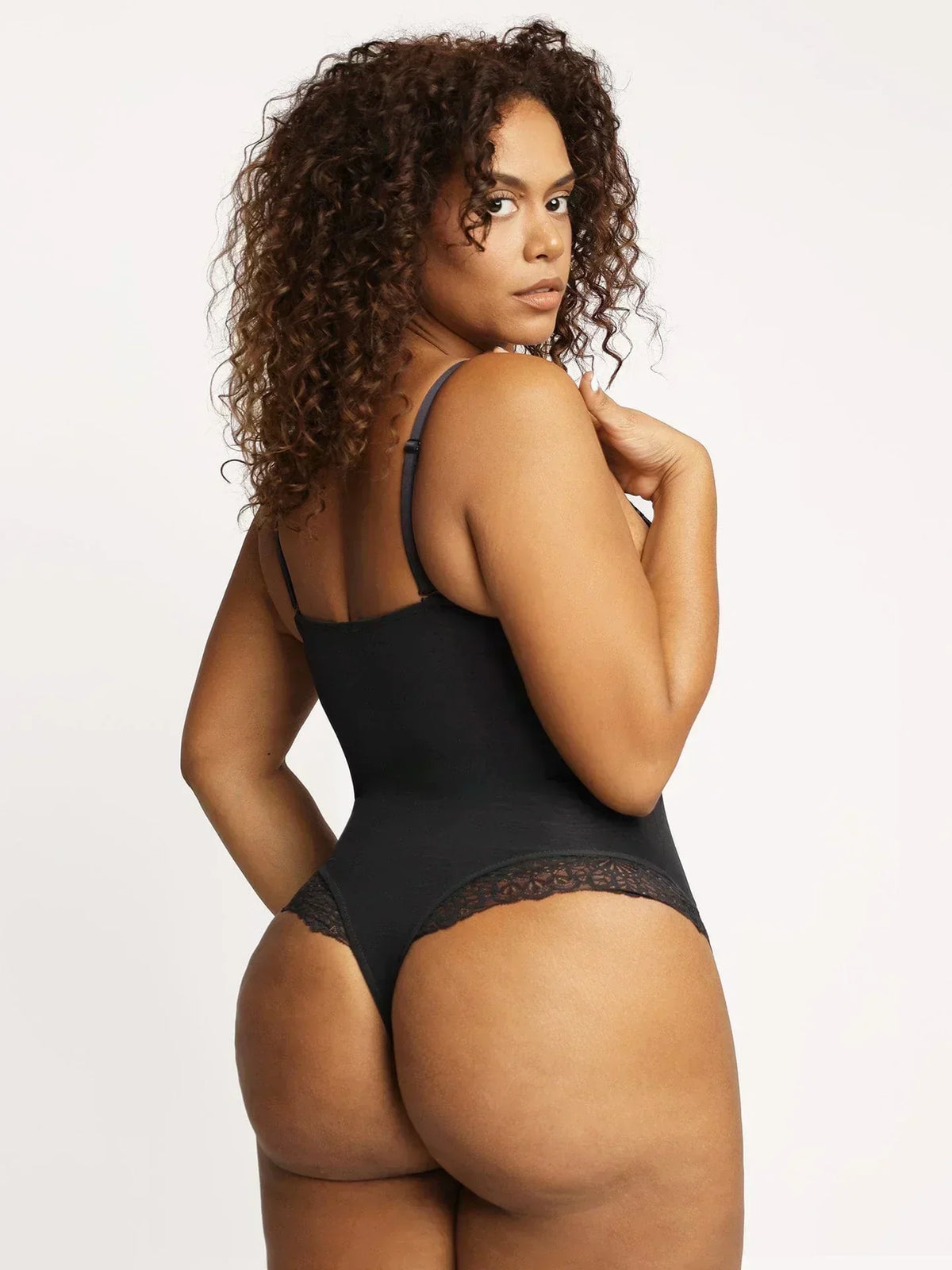 Noé™ | Body élégant avec décolleté en V profond