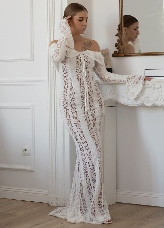 Arielle Lace Maxi Dress – White
