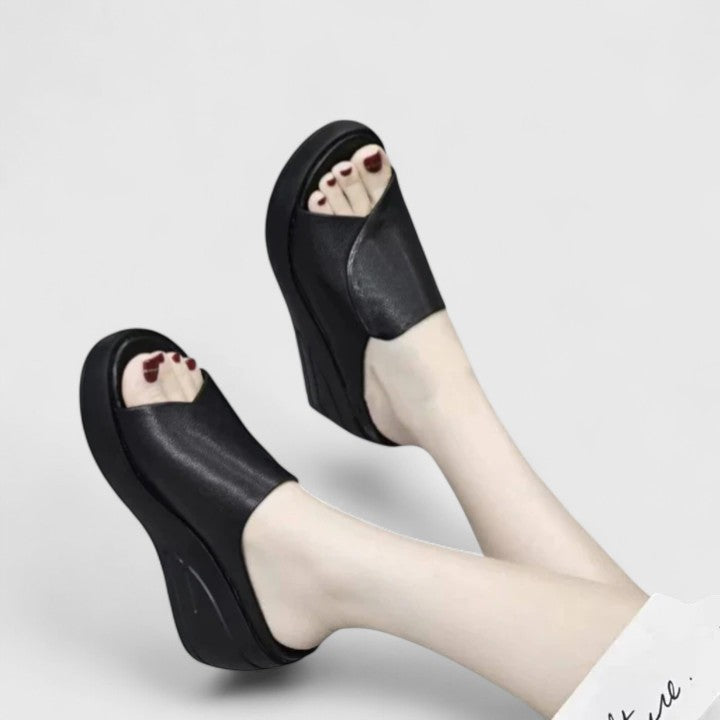 CELIONETTE | COMFORT WEDGE SANDALS