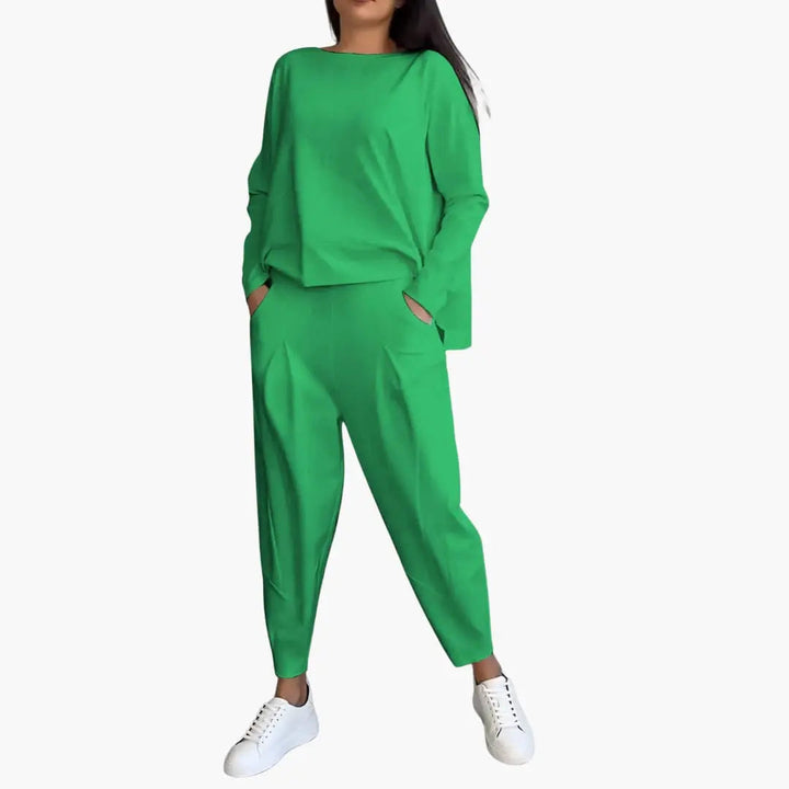 Thea | Two-piece set with round neck
