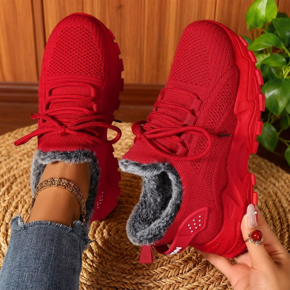 LUVIA | COMFORT SNEAKERS