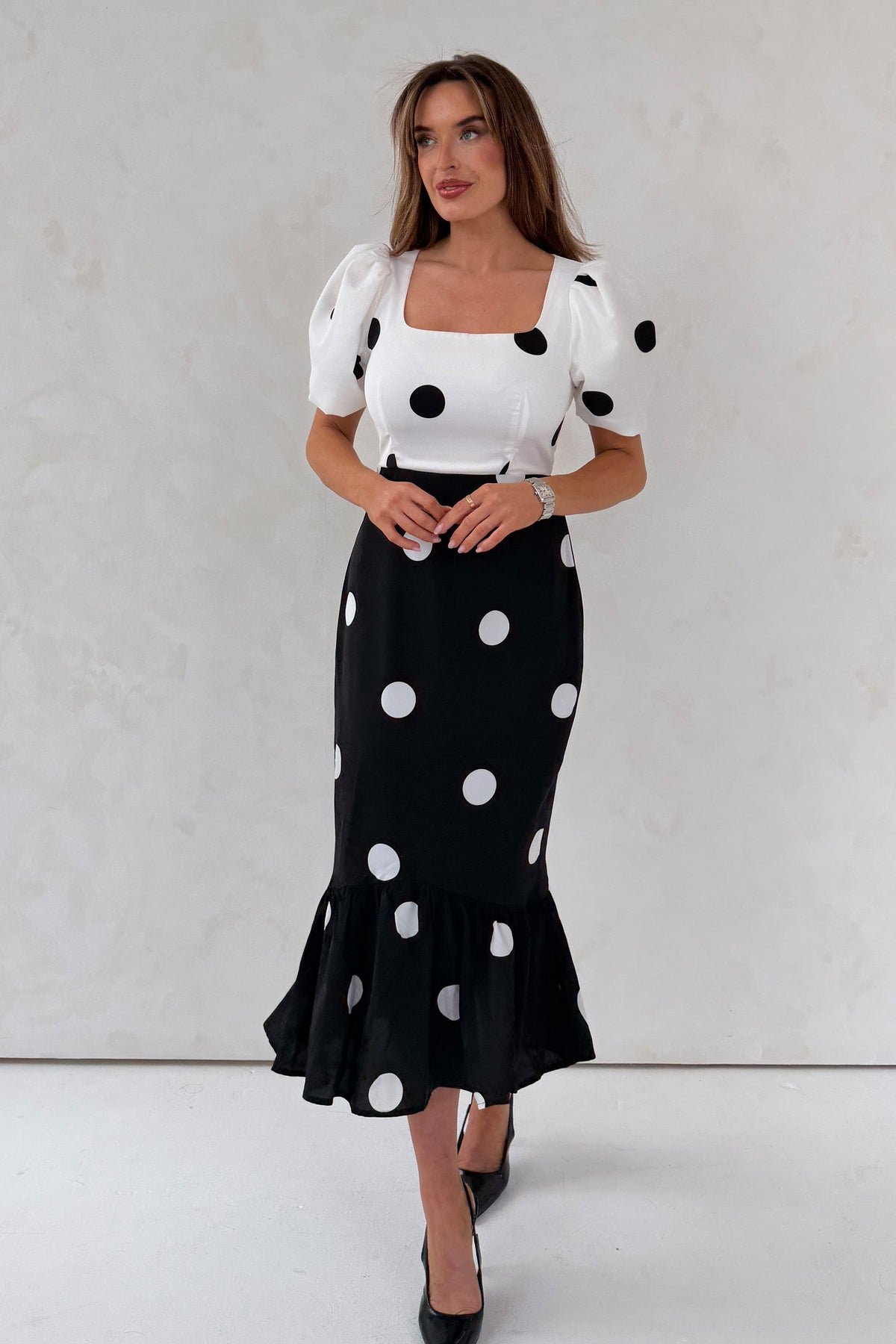 Jennifer Contrast Spot Midi Dress