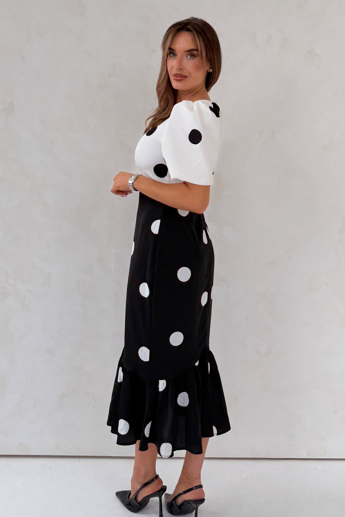 Jennifer Contrast Spot Midi Dress