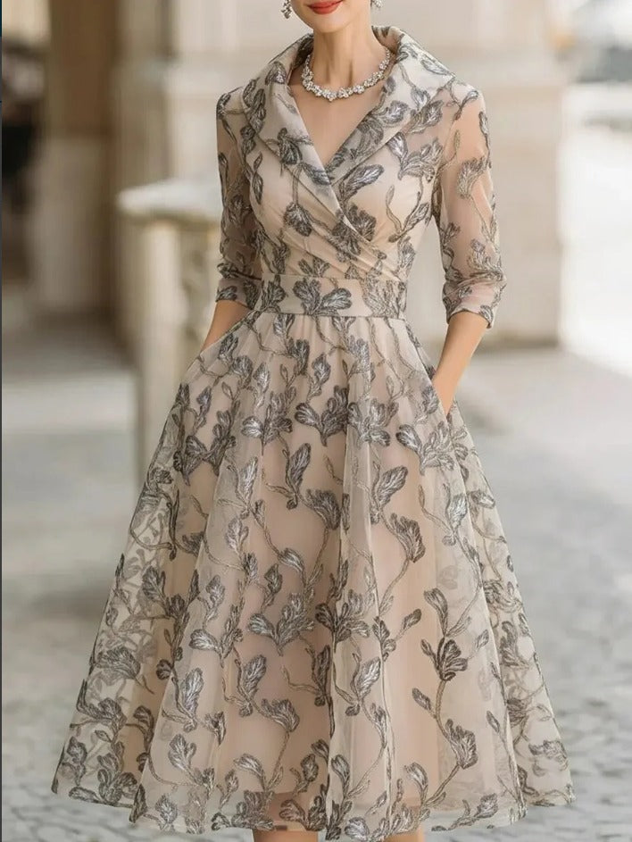 Verona | The Verona Lace Midi Dress