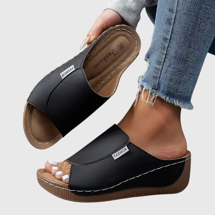 ESTHER | STYLISH ORTHOPEDIC SANDALS