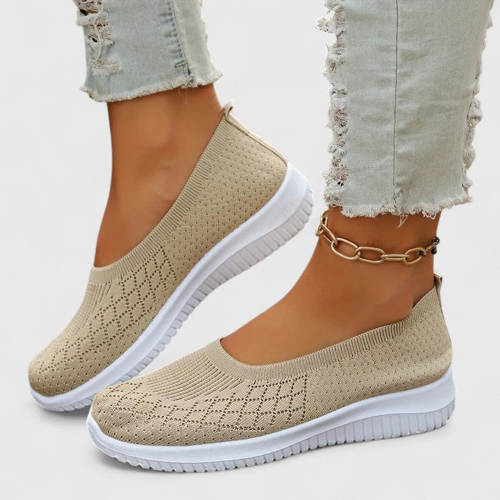 ODARA | COMFORT SLIP-ONS
