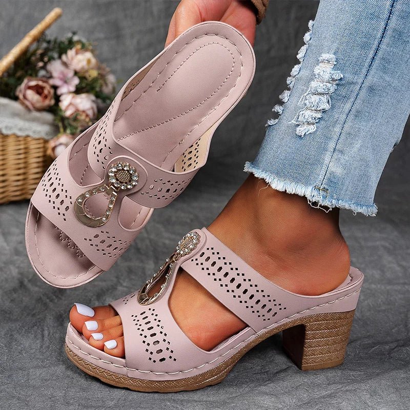 FAIITH | CHIC AND COMFORTABLE SANDALS