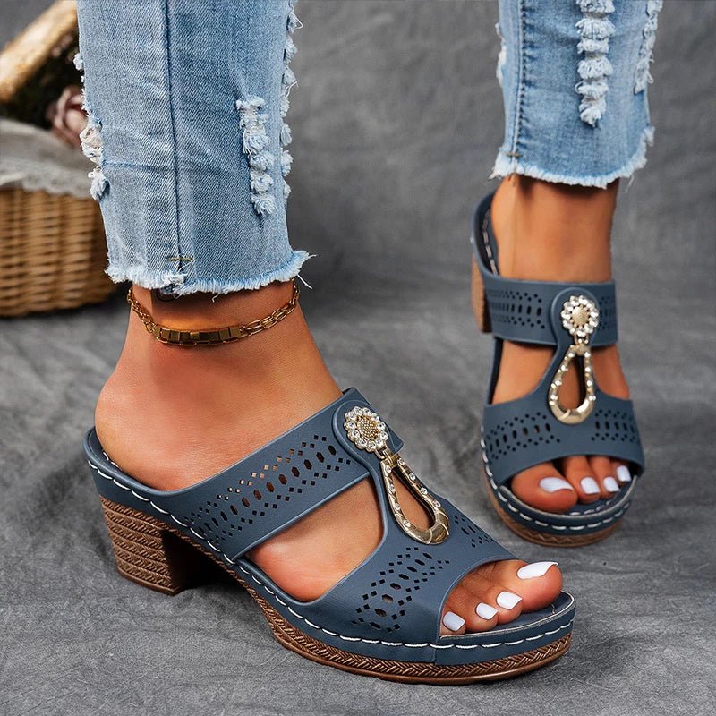 FAIITH | CHIC AND COMFORTABLE SANDALS
