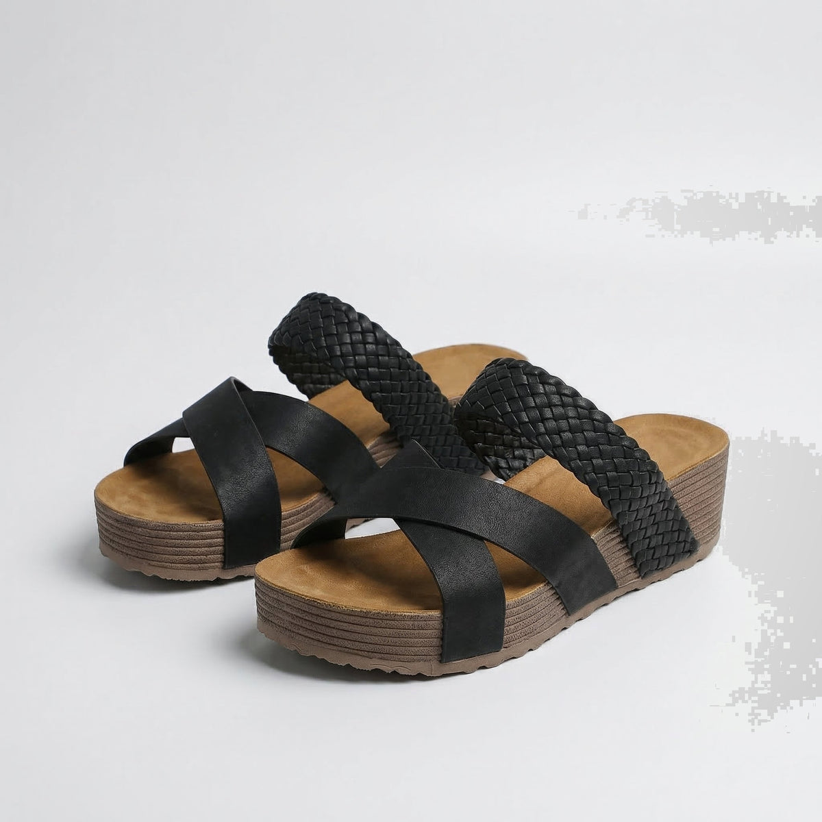 Nikki - Fashionable Comfort Sandals
