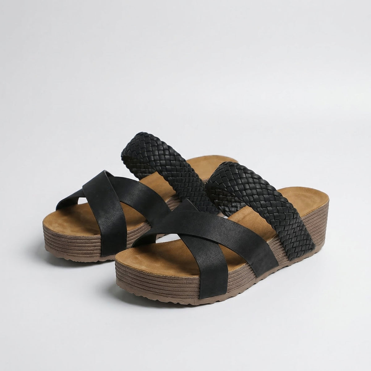 Nikki - Fashionable Comfort Sandals